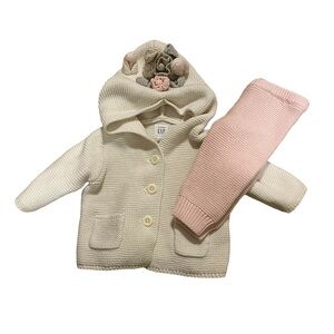 Size 0-3 month Gap outfit